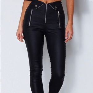 White Fox Straight Talk Pants - NEW WITH TAGS